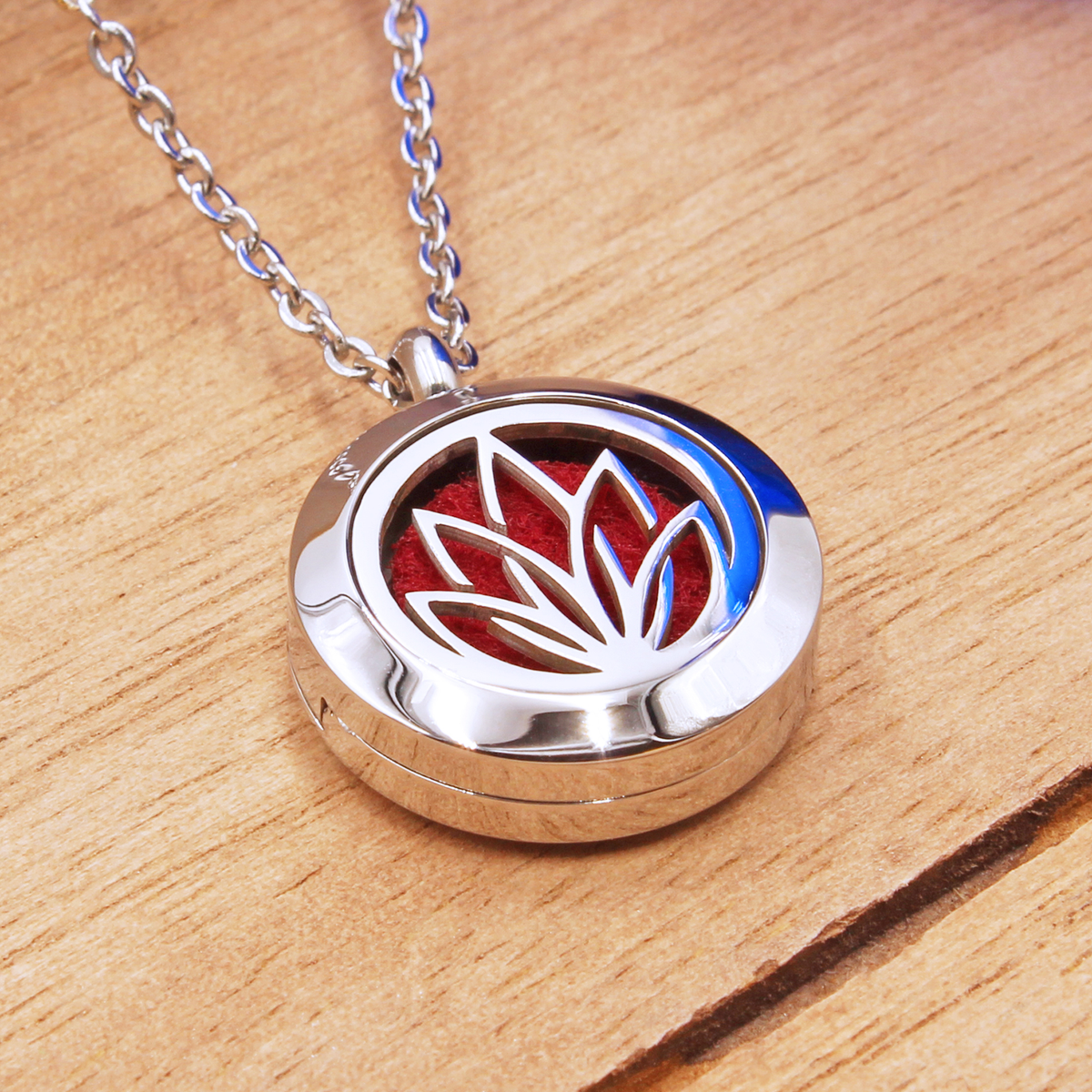 Lotus Necklace | Essential Oil Diffuser