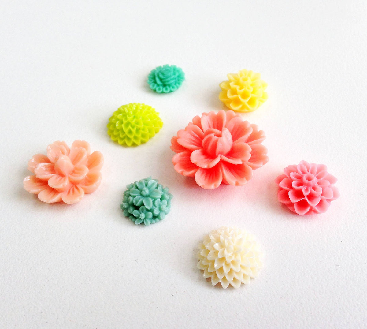 Resin Flowers Magnet Sets | 8 pc