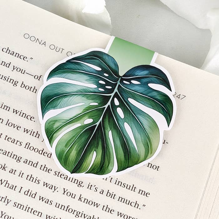 Monstera Leaf | Magnetic Bookmark