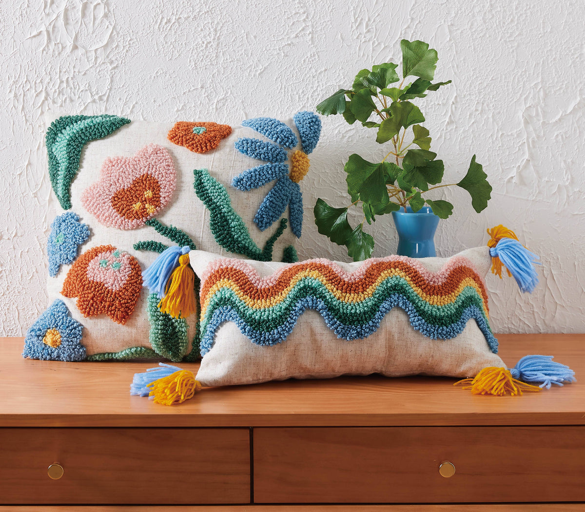 Rainbow Wave w/Tassels Hook Pillow